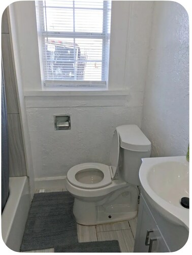 521-R2 Save time and Money. Private room