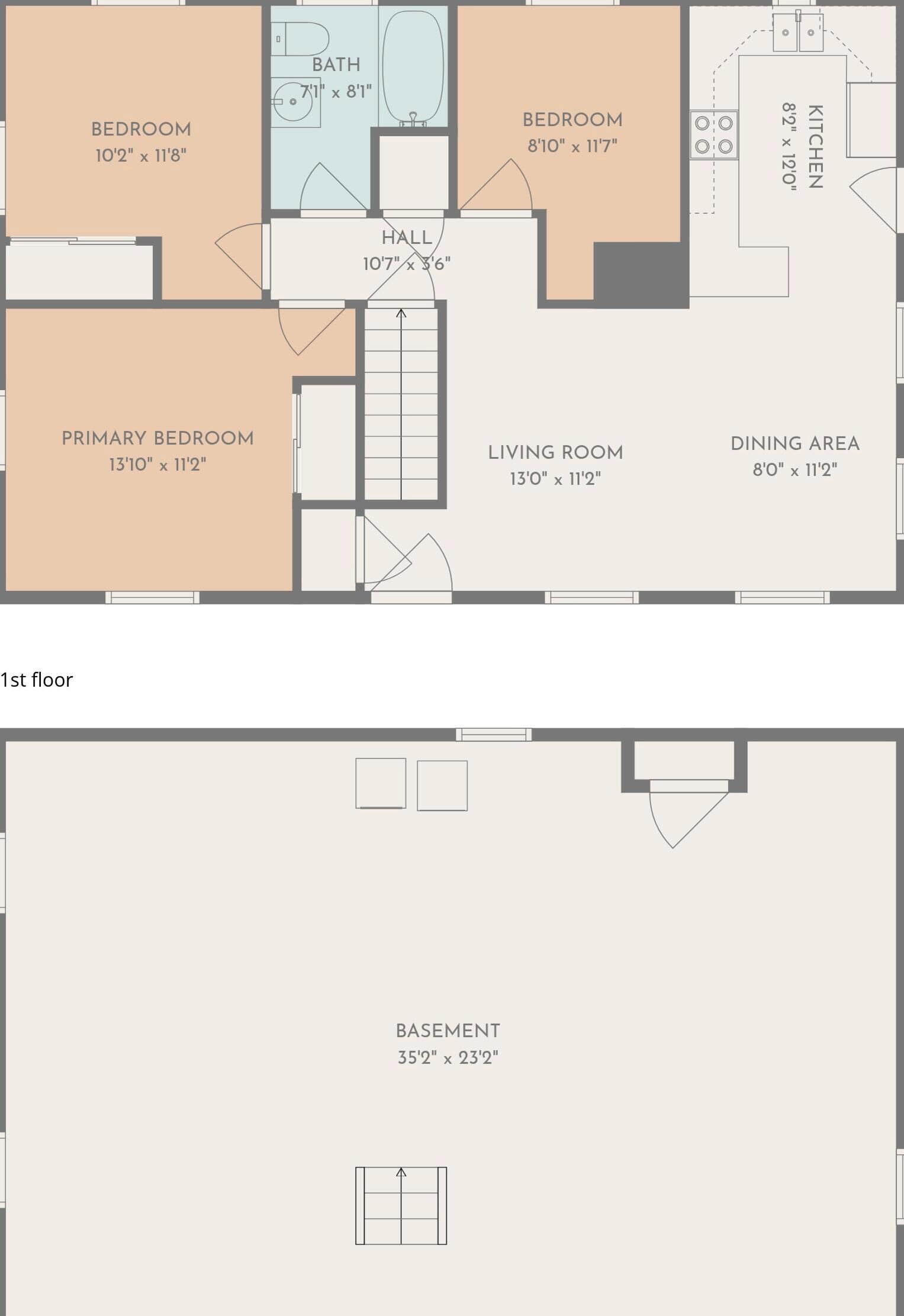 Plano de planta del primer piso con un dormitorio, habitación principal, sala de estar, comedor, baño, cocina y pasillo.