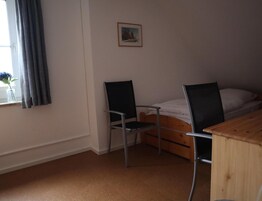 4 bedrooms, individually furnished