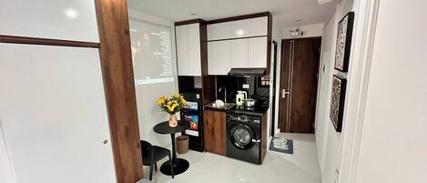Studio, City View | Interior