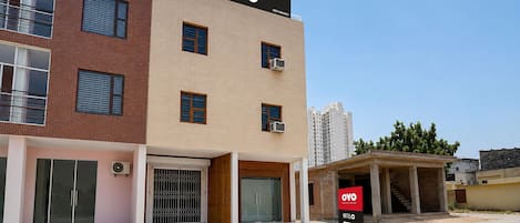House | Exterior