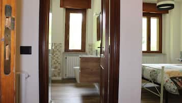 Comfort Double or Twin Room, Hill View | Free WiFi
