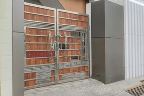 Rumah | Resepsionis