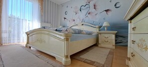 1 bedroom, WiFi, bed sheets - Cozy vacation apartment on the outskirts of Wismar with terrace, car/bicycle parking space (Wismar)