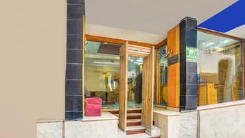 House | Reception