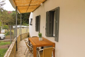 Outdoor dining - Stone House near Agios Spyridon Beach | 2BR & BBQ (Peritheia)