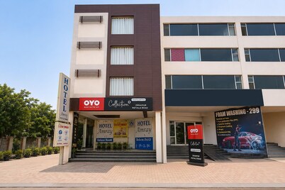 Deluxe Room Zirakpur - Patiala Anvay