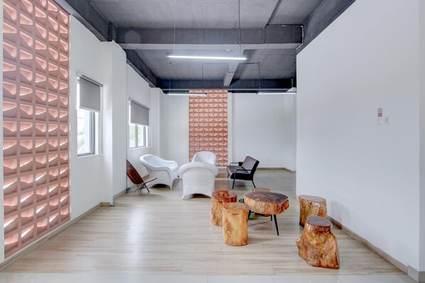 House | Reception