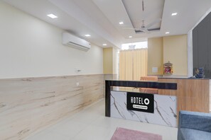 Rumah | Resepsionis