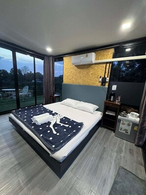Villa familiar, patio | Decoración individual, wifi gratis, ropa de cama