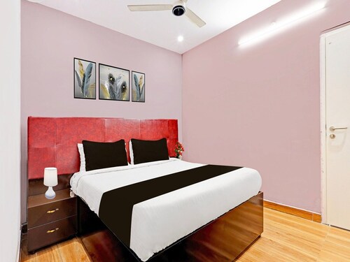 Deluxehotel Sri Vihaan Premium Rooms