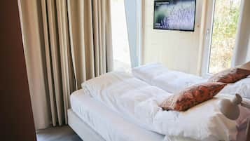 3 bedrooms, individually furnished