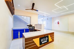 House | Reception - Deluxe Room Super Hotel O Aarapalayam (Madurai)