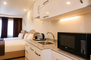 Superior Studio, Kitchenette | Private kitchen - Carme House by Genius (Istanbul)