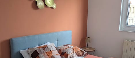 4 bedrooms, Internet, bed sheets