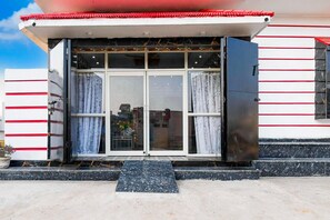 Reception - Deluxe With Twin Bed Townhouse Sea Beach (Brahmagiri)