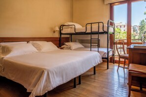 Classic Quadruple Room | In-room safe, desk, soundproofing - unity bank hotel terme padova RC12 (Abano Terme)