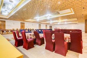 House | Meeting facility - Executive Room Palette Bareilly Bellazio Suites (Bareilly)