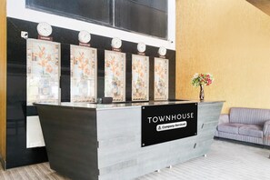 House | Reception - Townhouse Bharuch Railway (Bharuch)