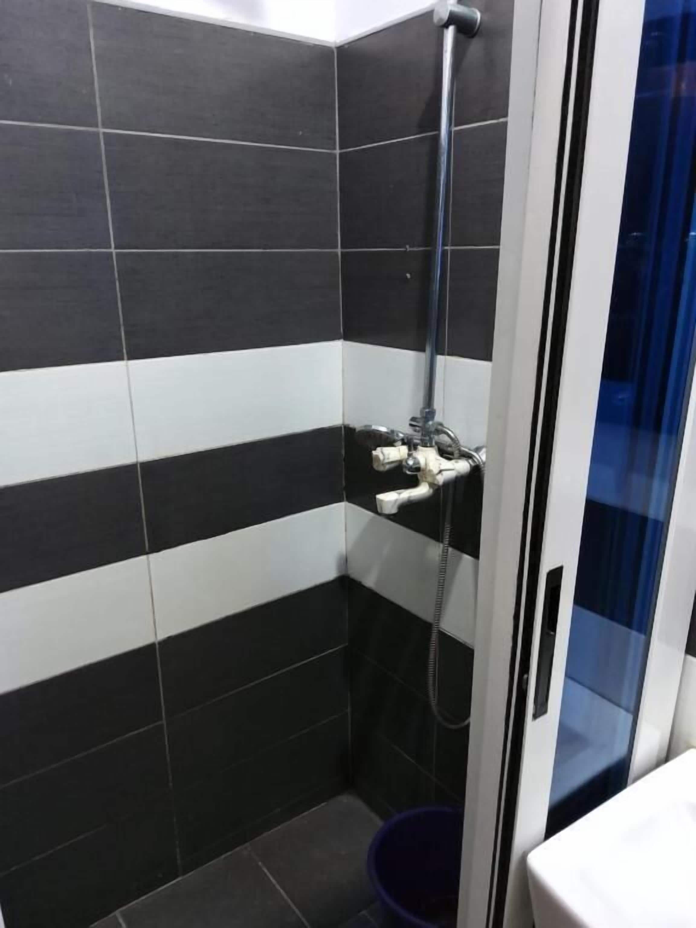 Deluxe Double Room, City View | Bathroom | Towels, soap, toilet paper