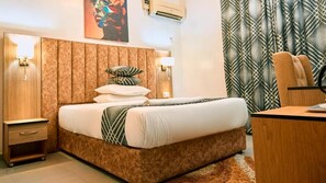 Chambre Classique, vue ville