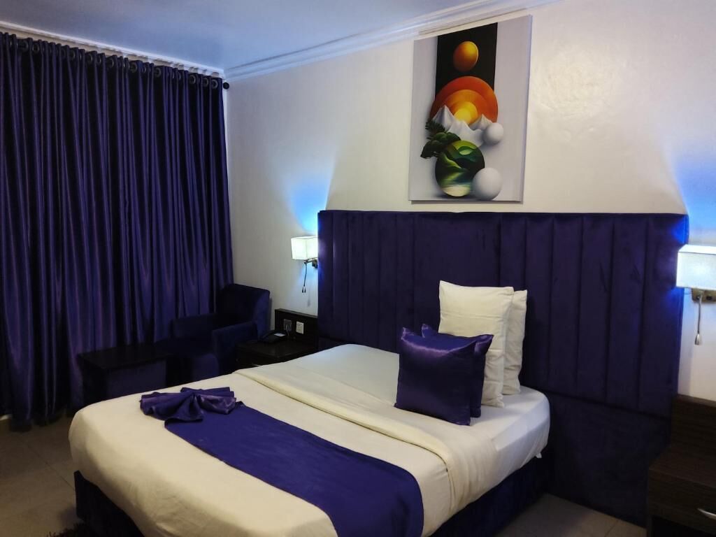 Executive Room, City View | In-room safe, desk, laptop workspace, blackout curtains