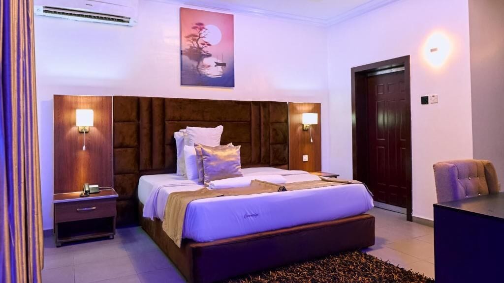 In-room safe, desk, laptop workspace, blackout curtains