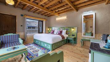 Deluxe Room, Valley View | Desk, bed sheets