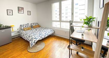 Private Room in a Shared Flat - Lyon 7th