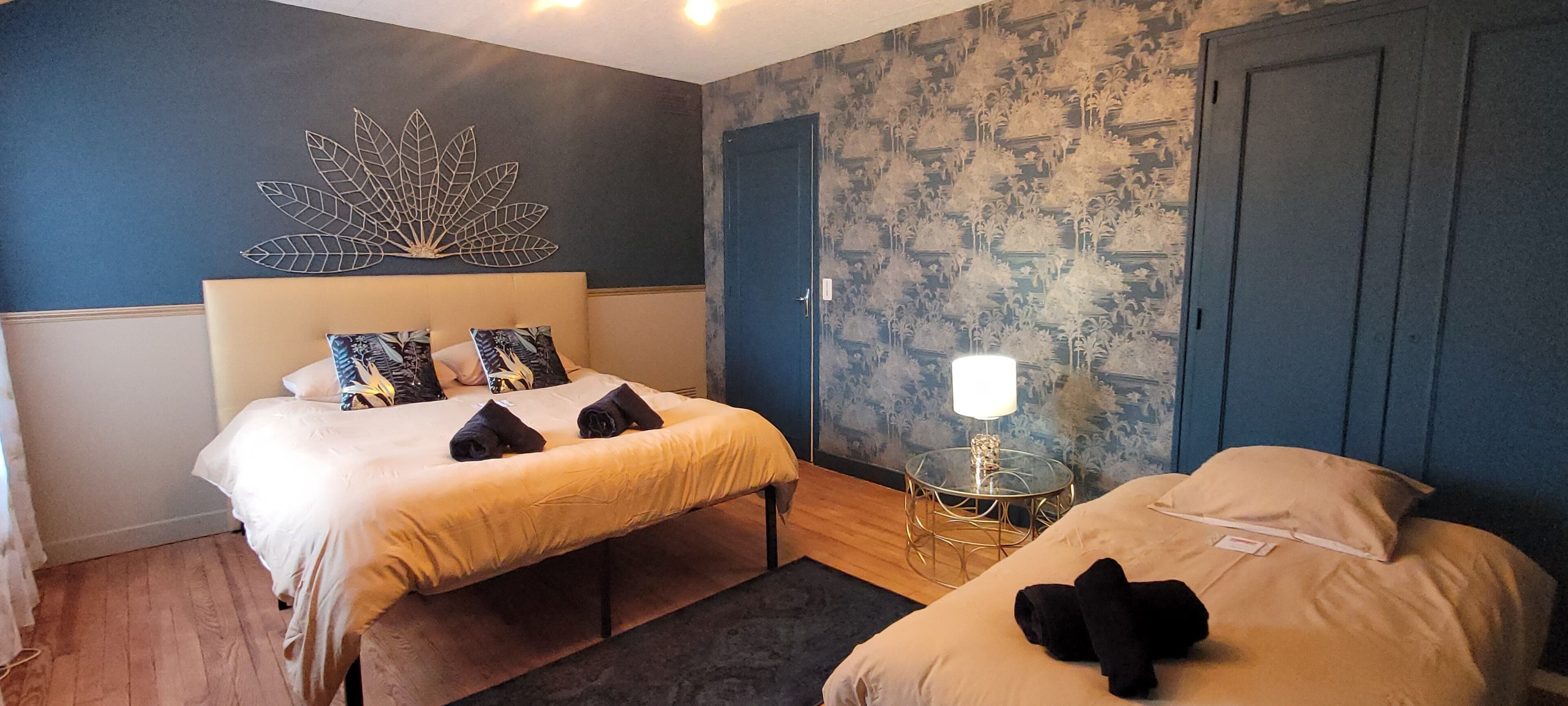 4 Schlafzimmer, Schreibtisch, Bügeleisen/Bügelbrett, Reisekinderbett
