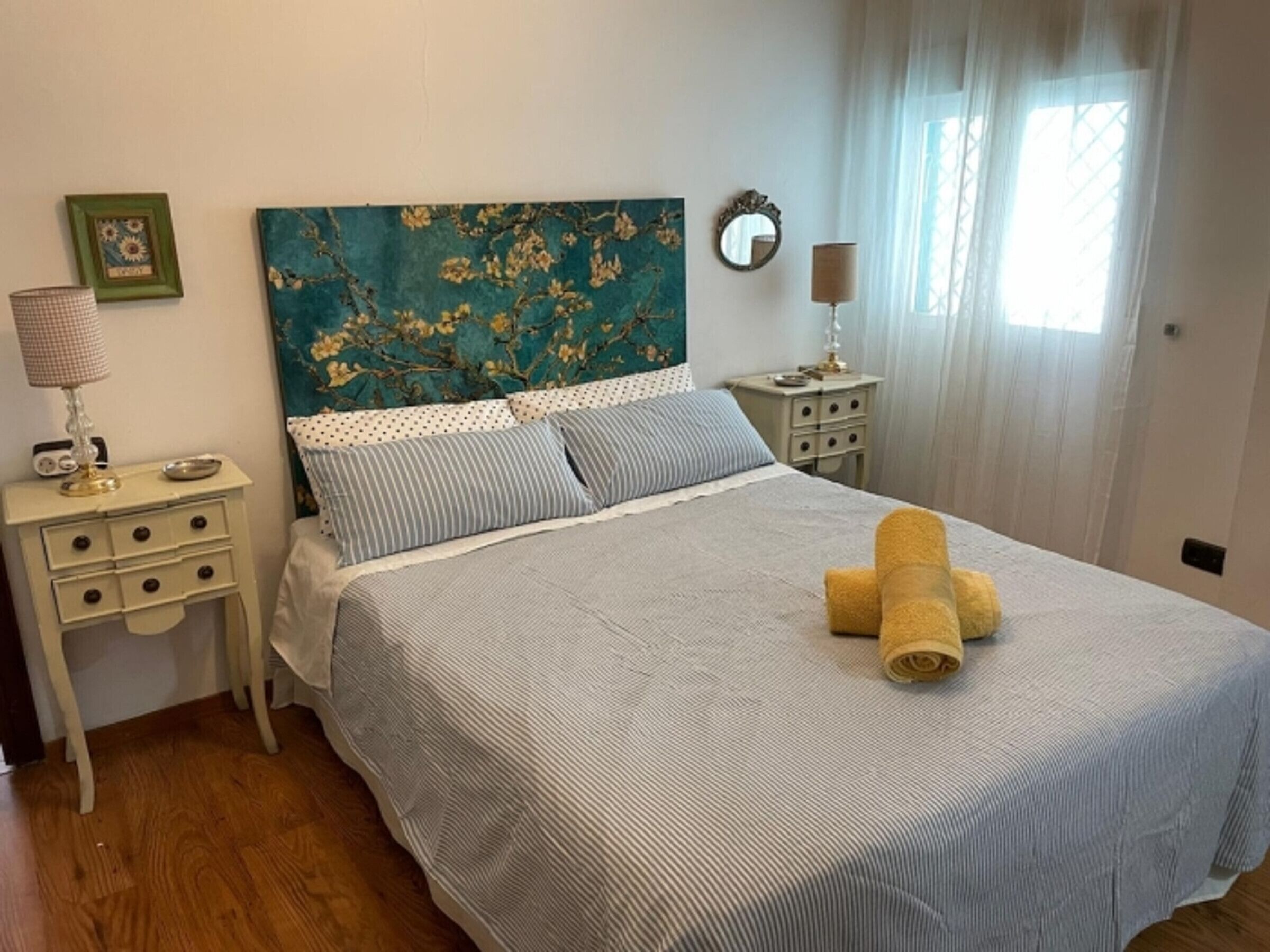 1 habitación, internet y ropa de cama 