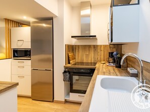 Private kitchen - Bright townhouse, Cholet center (Cholet)