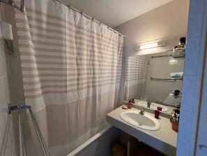 Hair dryer - Comfortable city centre apartment - 3 guests (Arcachon)