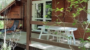 Outdoor dining - Cozy chalet - 6 guests (Roche-des-Arnauds)
