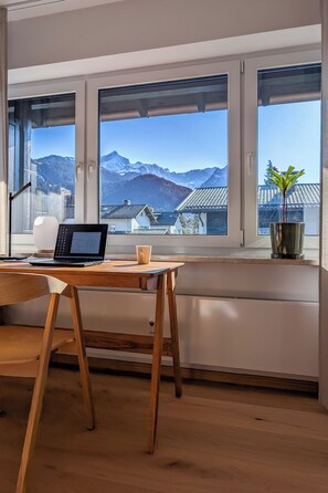 Interior - FreiBlick: Modern vacation apartment for 2 with mountain views near Ludwigstraße (Garmisch-Partenkirchen)
