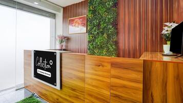 House | Reception