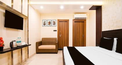 Super Deluxe Room Hotel Narashingha