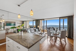 Smart TV - SUPER SALE! 1BD, 1BR Ocean-view getaway- Sugar Beach 215 (Kihei)