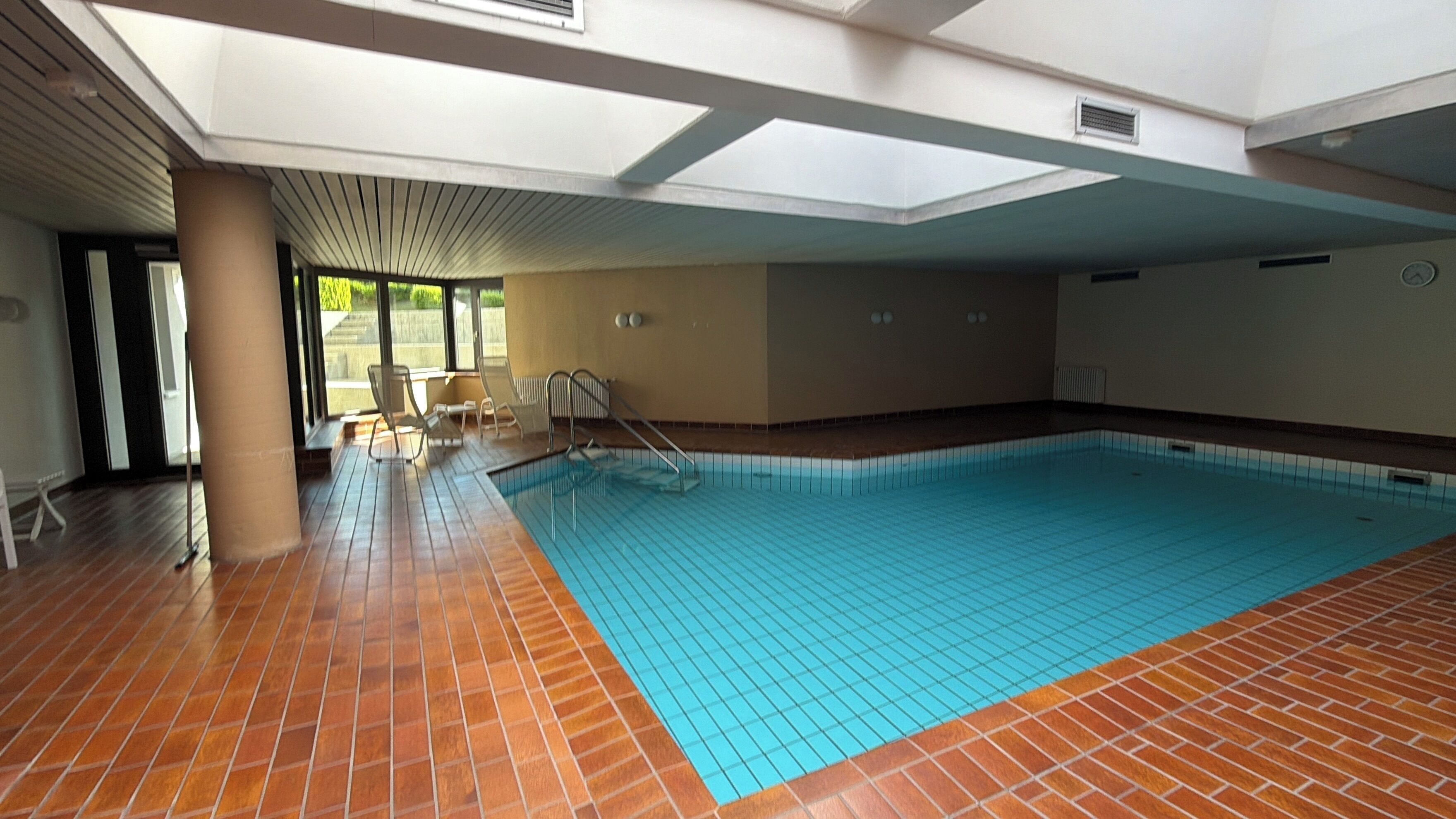 Innenpool, beheizter Pool