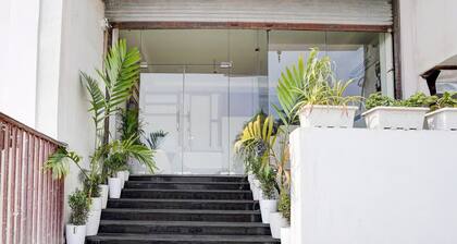Premiumhotel Shikha Continantal