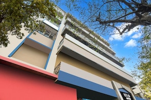 House | Exterior - Super Deluxe Room Hotel O Lenin Sarani (Kolkata)