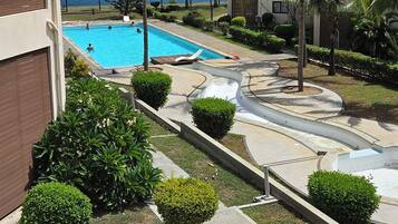 Piscine extérieure