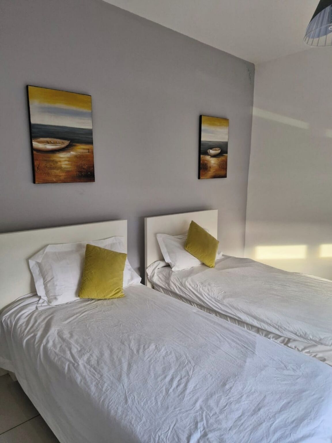 3 bedrooms, in-room safe, iron/ironing board, free WiFi