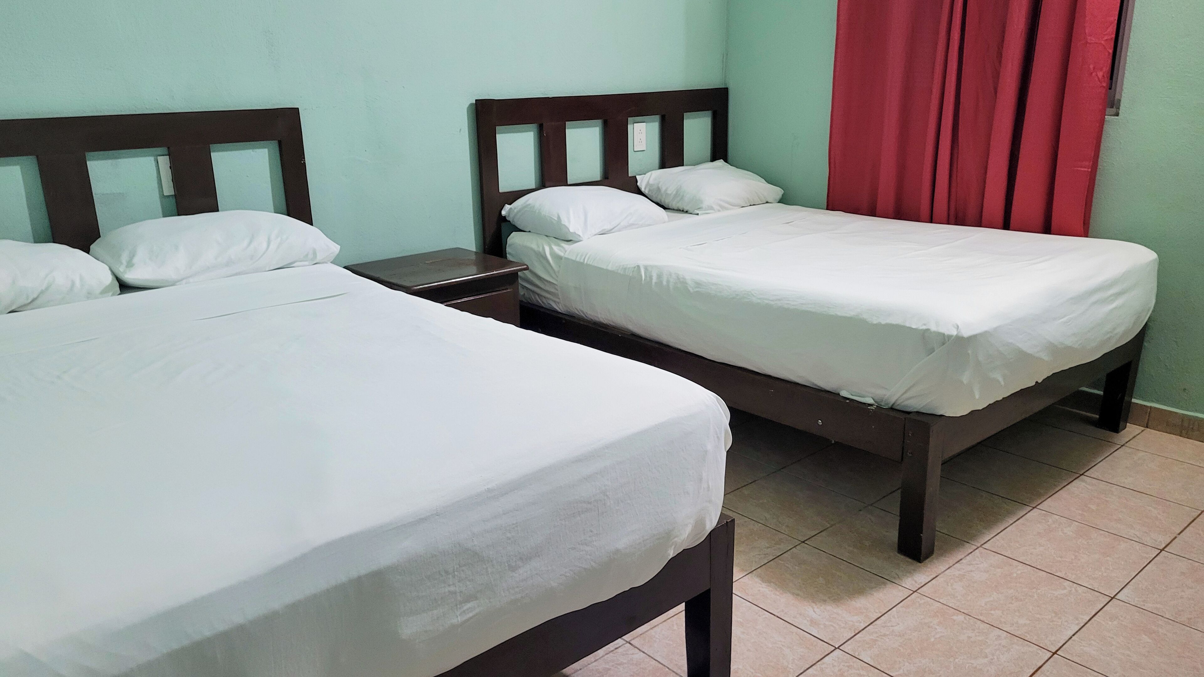 Eenvoudige tweepersoonskamer