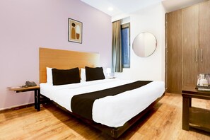 House - Classic With Balcony Rohini Sector 24 (New Delhi)