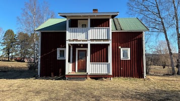 Family House, Hill View | Exterior