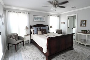 4 bedrooms, iron/ironing board, WiFi, bed sheets - 4-bedroom Cottage Home Next to TCU. (Fort Worth)
