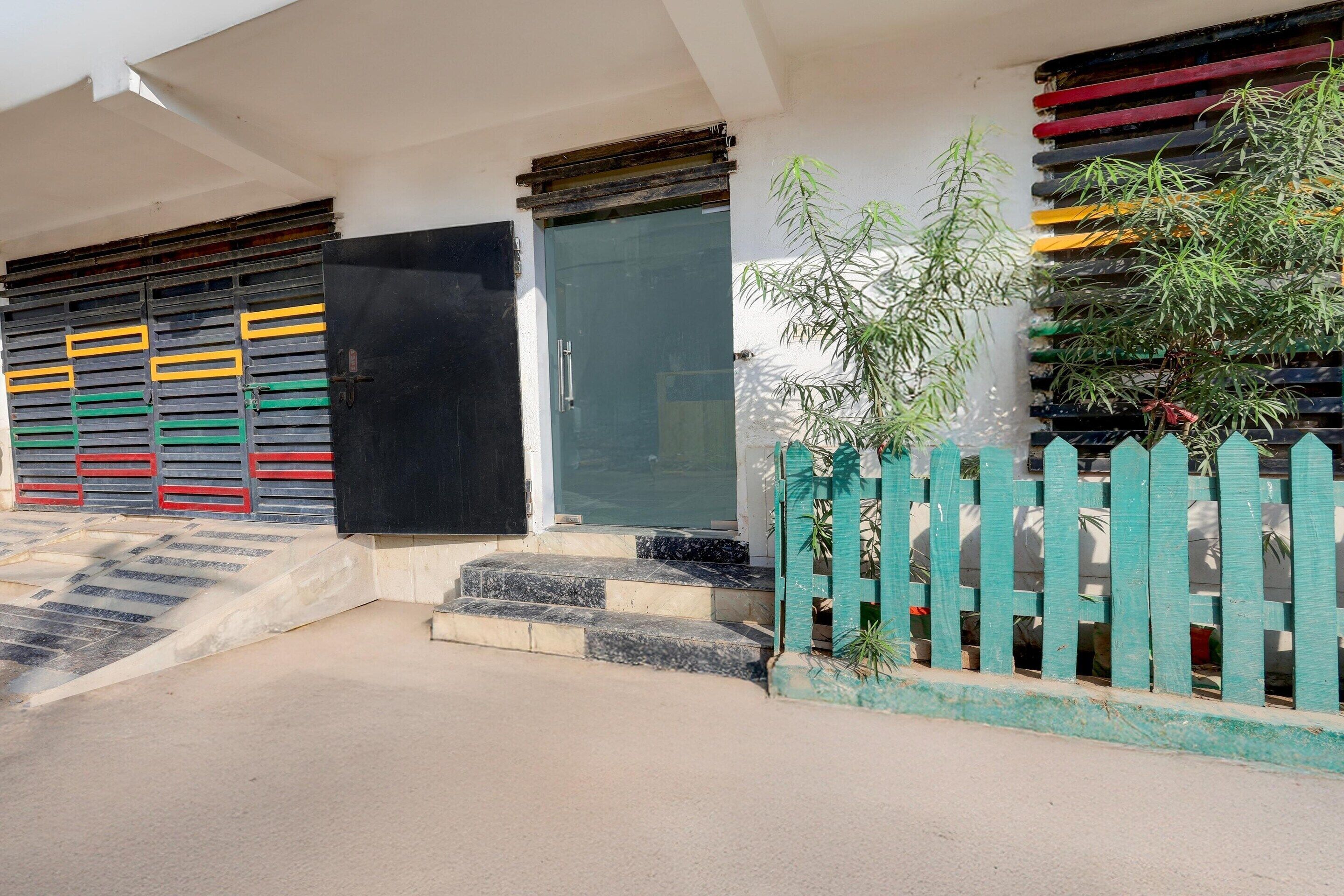 Rumah | Resepsionis