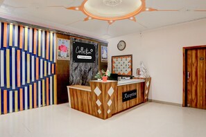 Reception - Deluxe Pushp Vatika (Varanasi)