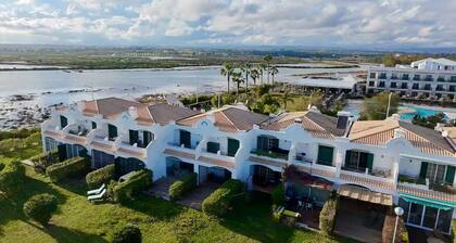 Villa Solria 3-Bedroom Villa 5 Minutes from the Beach